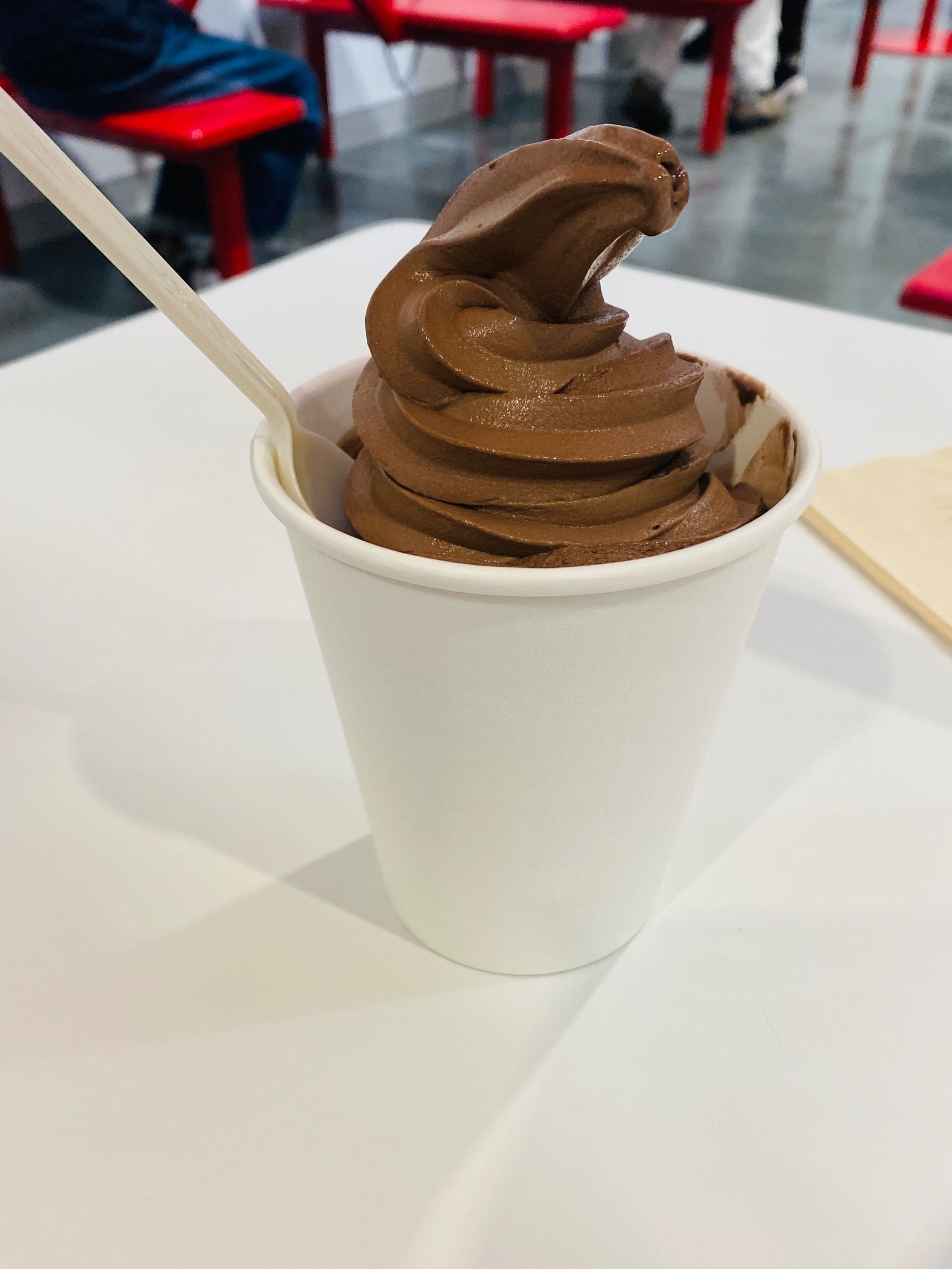 濃厚ソフトクリームチョコレートが、ただいまストアクーポン50円引き！