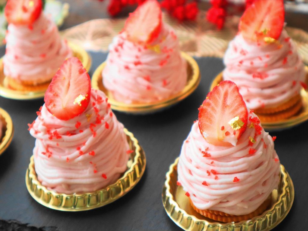 苺の白あんモンブラン