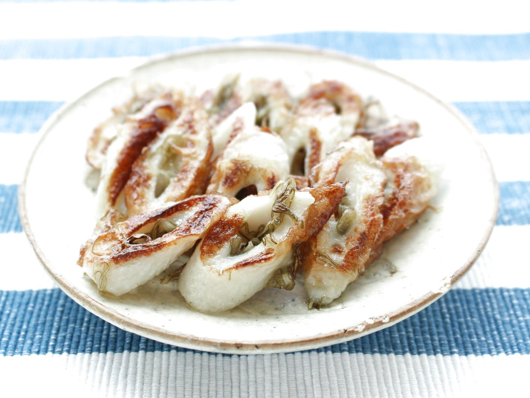 あごだし香る ちくわの磯辺焼き風