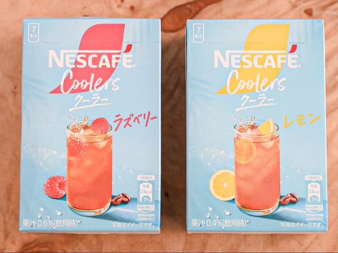 水に溶かすだけ！フルーツ香る新感覚のスティックコーヒー