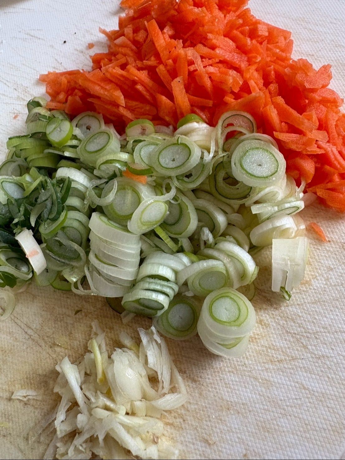 あらかじめ刻んでおきます。