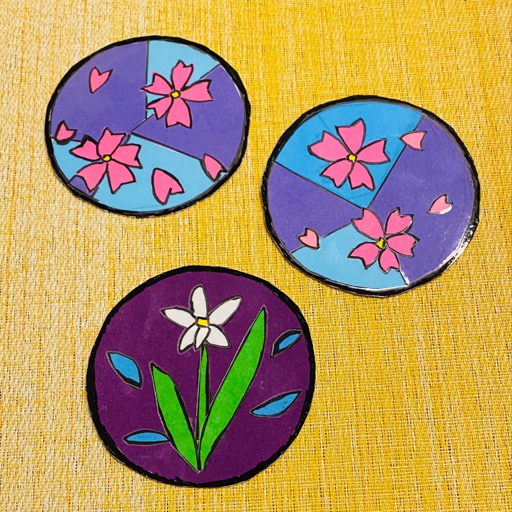 折り紙の端切れを使ってコースター！お花見に向けて製作中