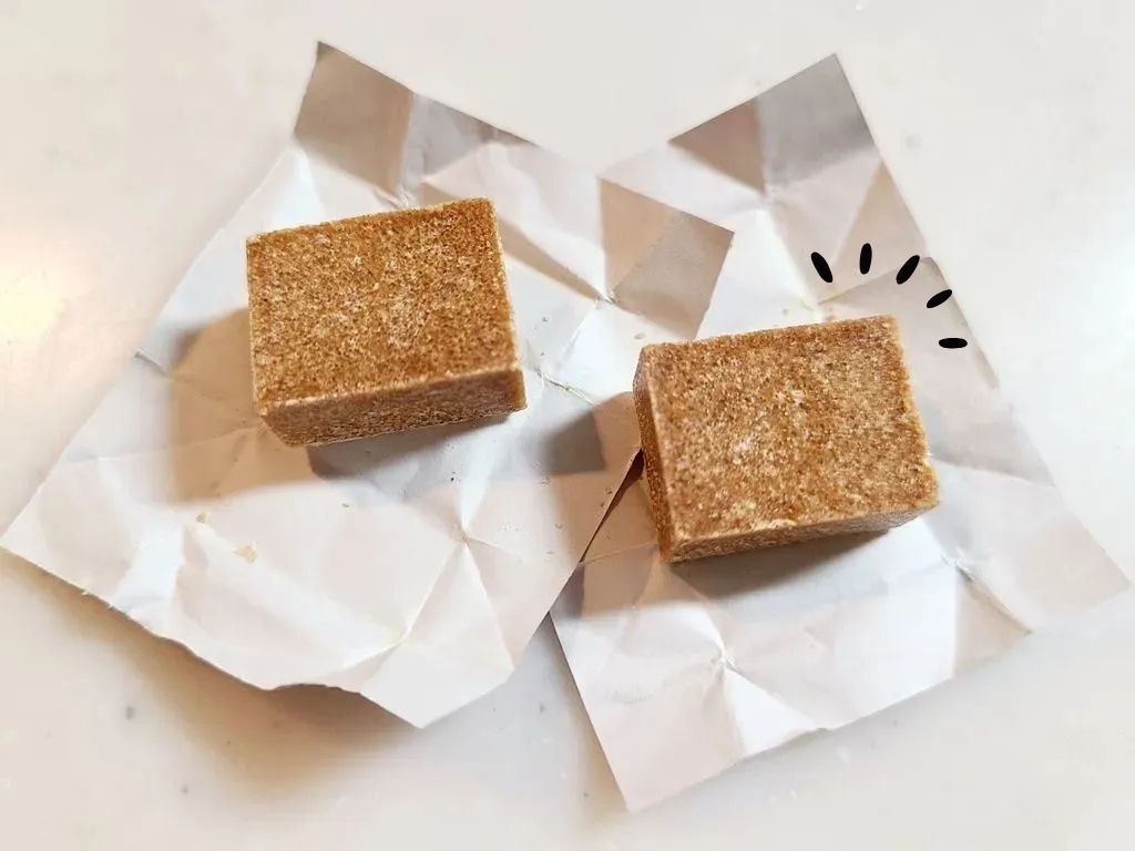 固い「コンソメ」を超簡単に粉末する裏ワザ。たった1分でできちゃった♪