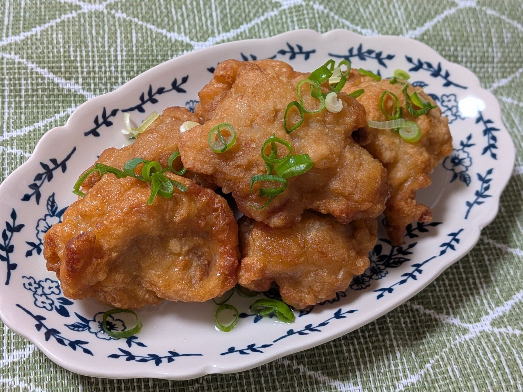 オススメその4、唐揚げにかける。むしろ浸す。