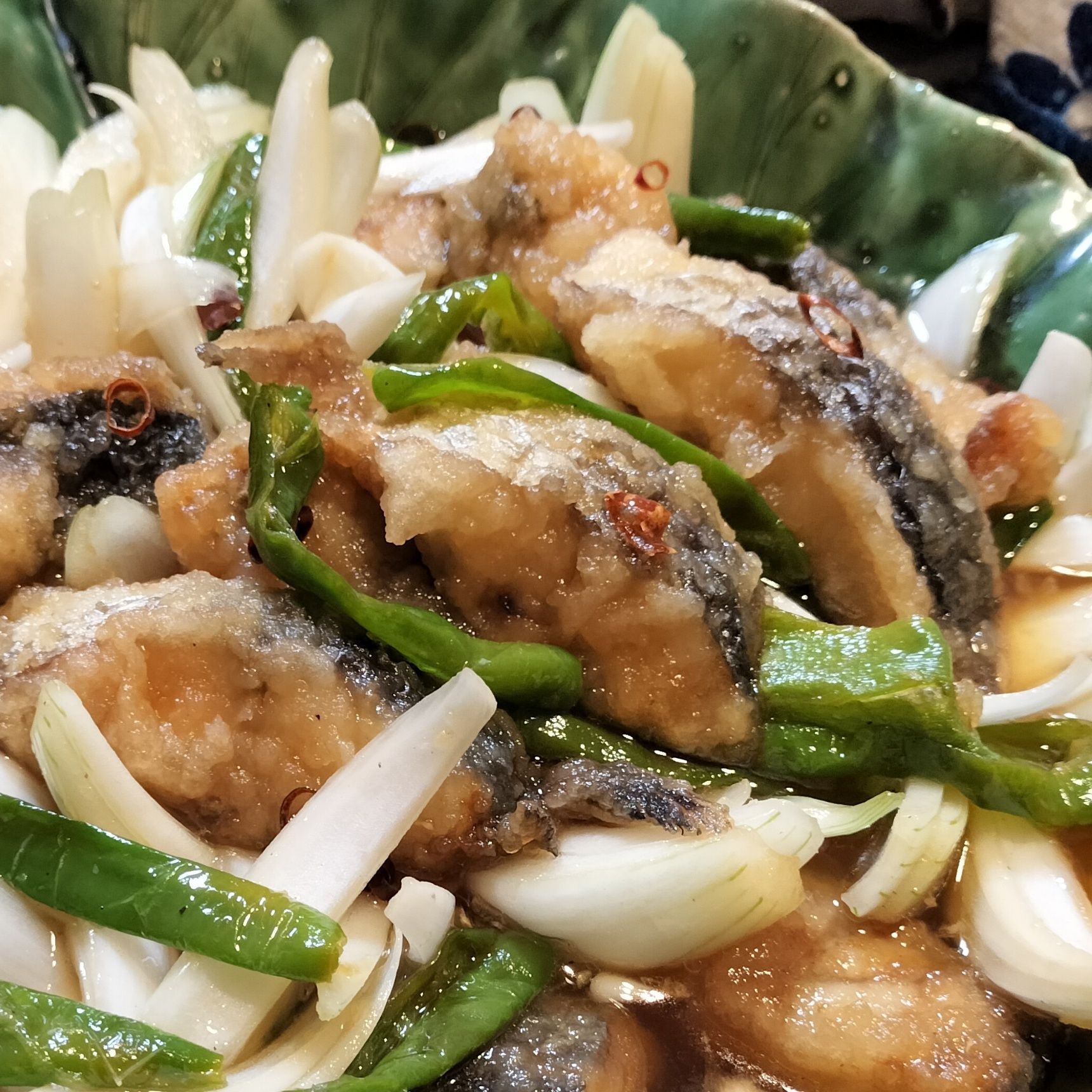 スイートスプリングの香り！サワラの南蛮漬け！野菜はししとうと新玉ねぎ！