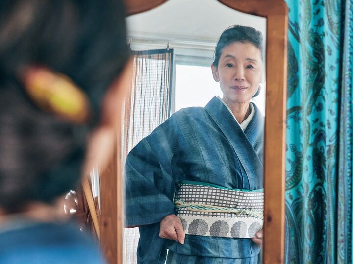 〈71歳の一人暮らし〉トータル3000円の古着の着物も、袖を通せば心地いい緊張感が。私らしいおしゃれを楽しむ