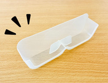 【セリア】就寝中や入浴中に大活躍！コレな～んだ？ペタッと貼るだけで〈ちょい置き〉スポットが完成♪