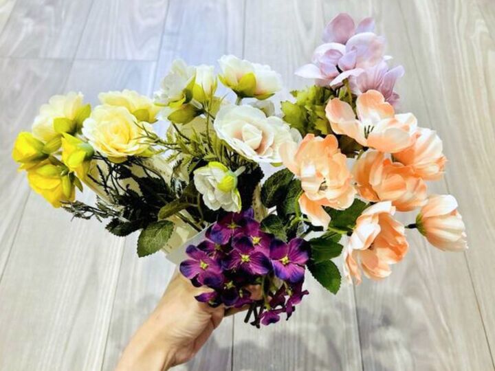 【100均造花】パッと華やぐ素敵アイテムに大変身!今すぐマネしたくなりますよ♪〈簡単リメイク〉