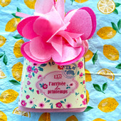 春の花束のようなお菓子