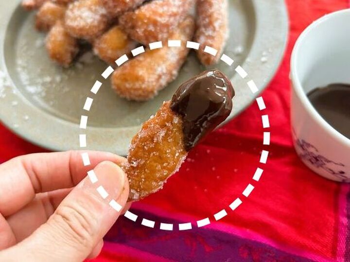 ギルティおやつ、完成です。外カリッ中モチッと食感『ディップチュロス』再現できました♪