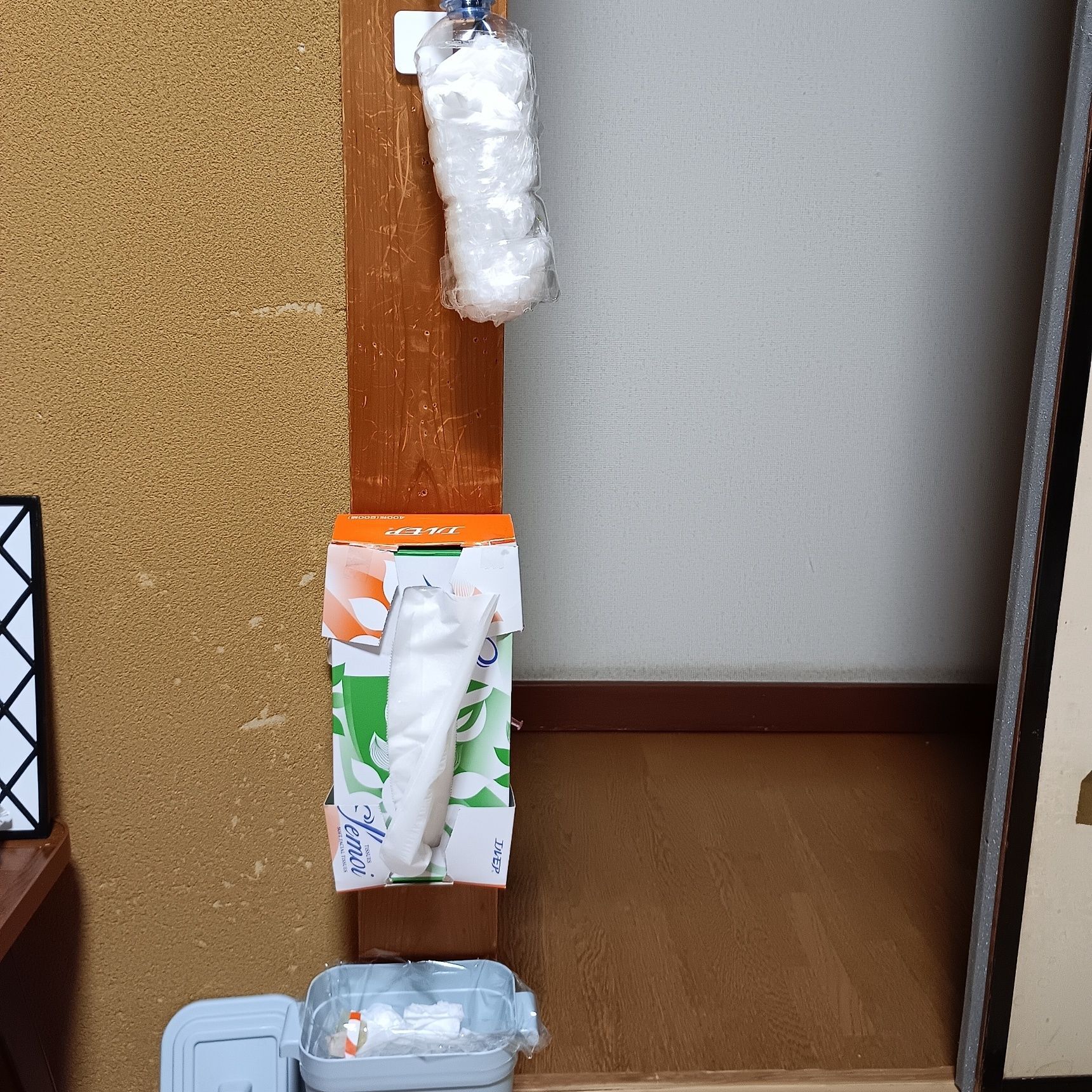 柱に3セットこれ便利