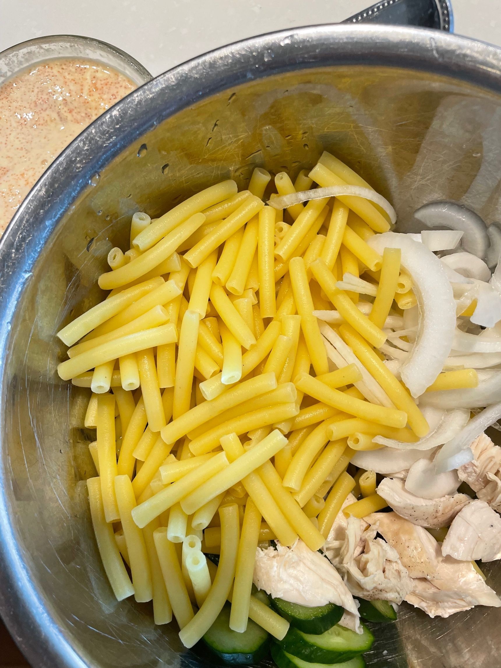 ボウルに全部入れます