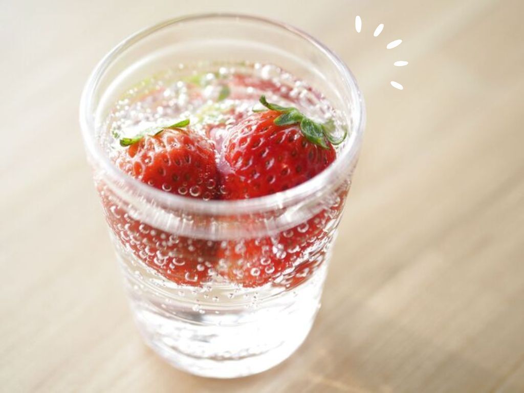 シュワシュワ感がやみつきに！『いちごの炭酸漬け』作ってみた。甘さが引き立ちますよ♡