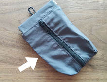 春のお出かけに♡ダイソー220円なら即ゲット！片手でパカッと開いてポイ〈多機能ポーチ〉に注目