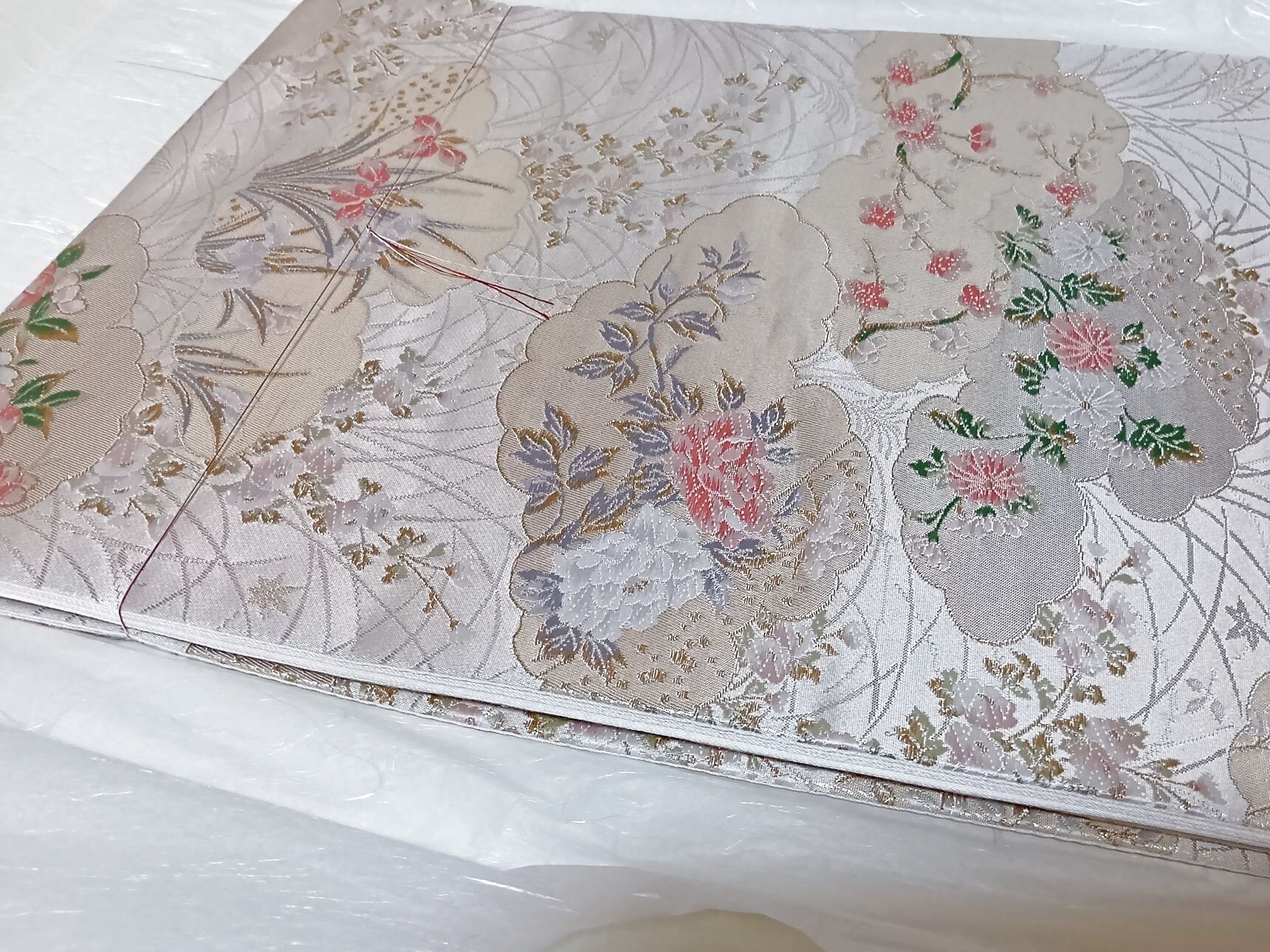 着物査定にガッカリ！メルカリでお宝リメイク品発掘！嫁入り道具の『着物』に注目！着物アップサイクルか？