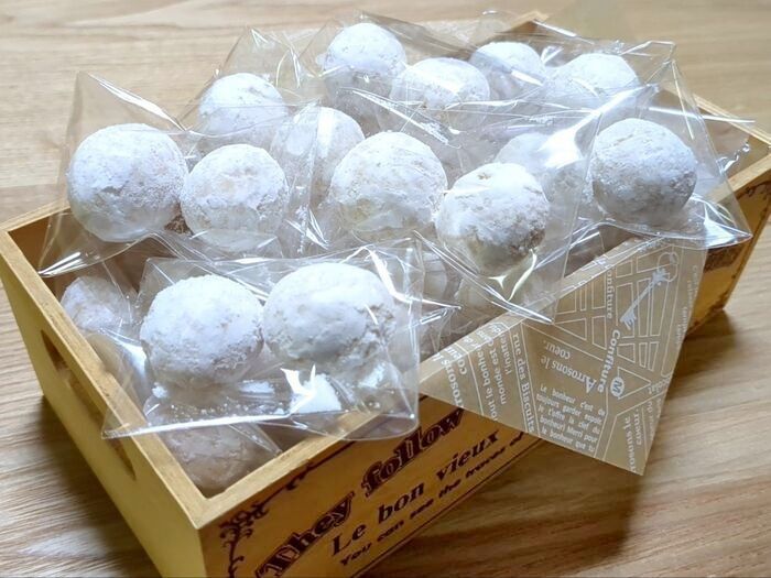 サクホロ！！小分けプレゼントにもピッタリ！可愛いスノーボールクッキー