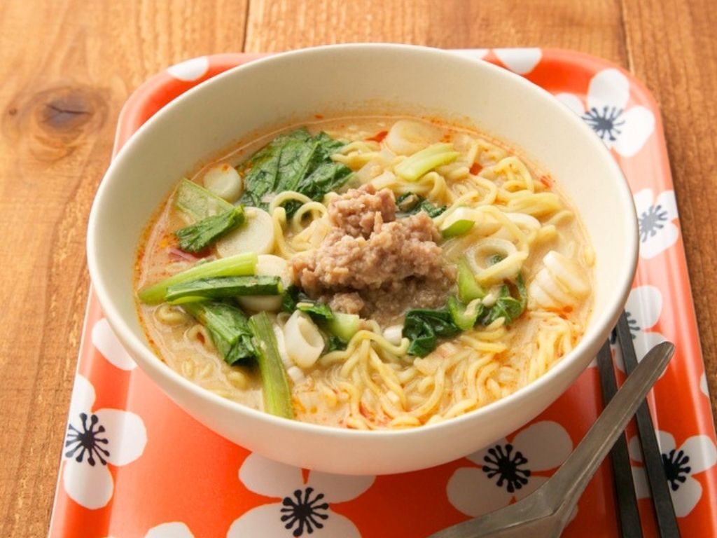 たった10分で濃厚スープの〈担々麺〉ができちゃった！忙しい日に大助かり♡【作り置きレシピ】