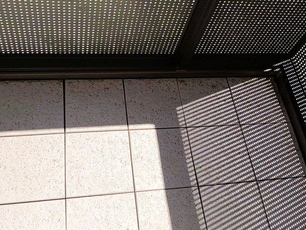 水を使わない『ベランダ掃除』。ホース不要で簡単ピカピカに！集合住宅でもこれなら安心♪