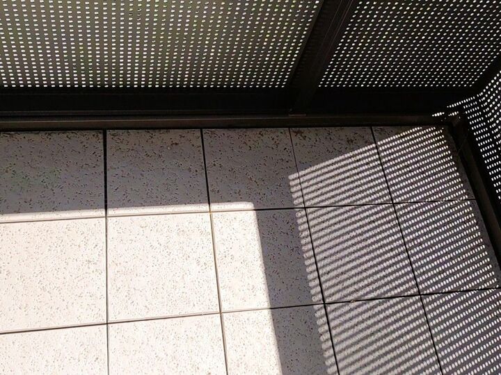 水を使わない『ベランダ掃除』。ホース不要で簡単ピカピカに!集合住宅でもこれなら安心♪