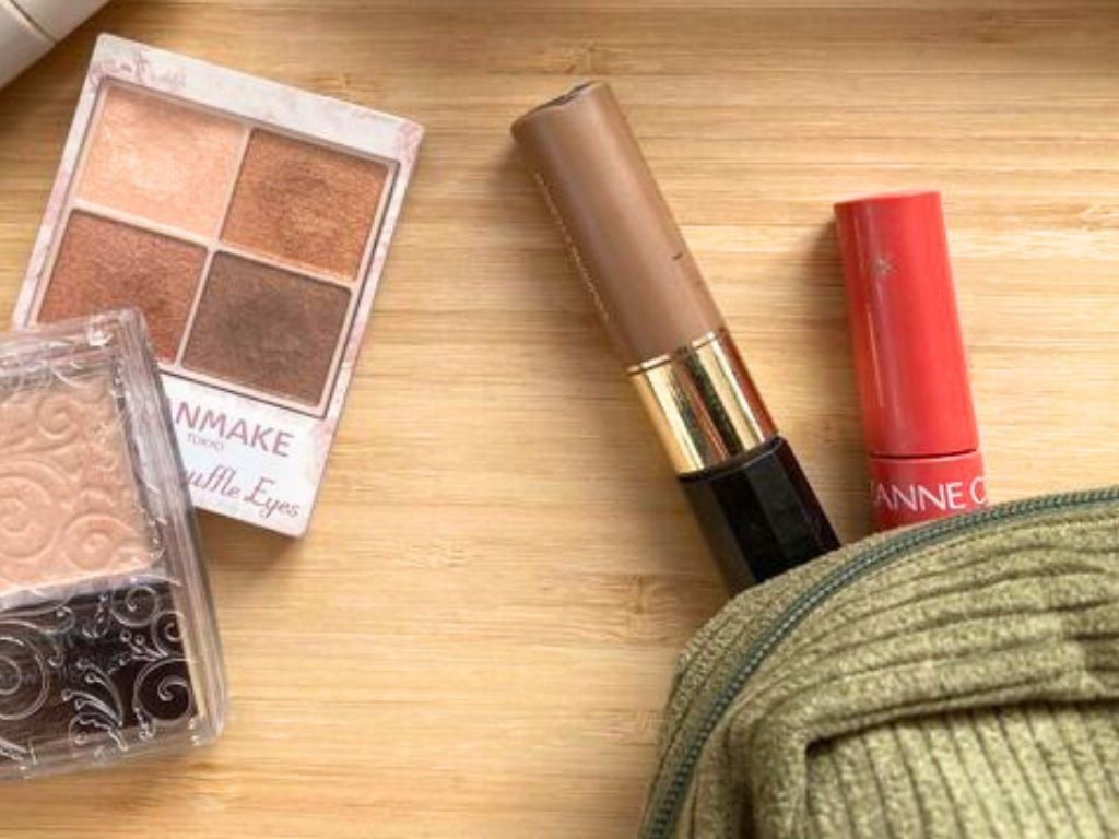 そのマスカラ、まだ使ってるの？意外と知らない化粧品の『使用期限』。今すぐチェック！