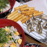 夫が釣ってきた「カタクチイワシ」のサクサク唐揚げ