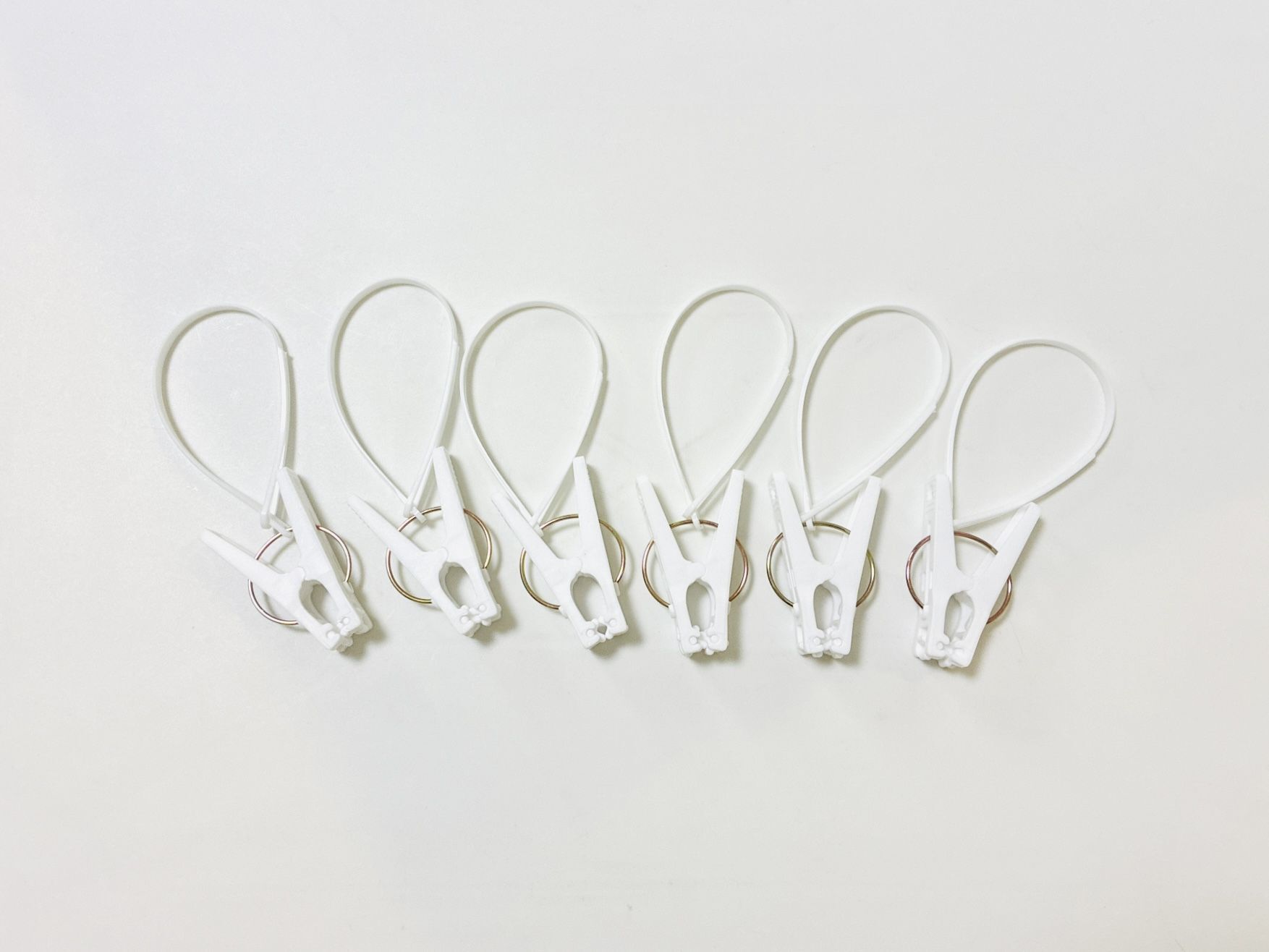 【セリア】なにコレ…工夫が細かすぎる！小さな不便を一発解消『魔法のピンチ』を見つけました♡