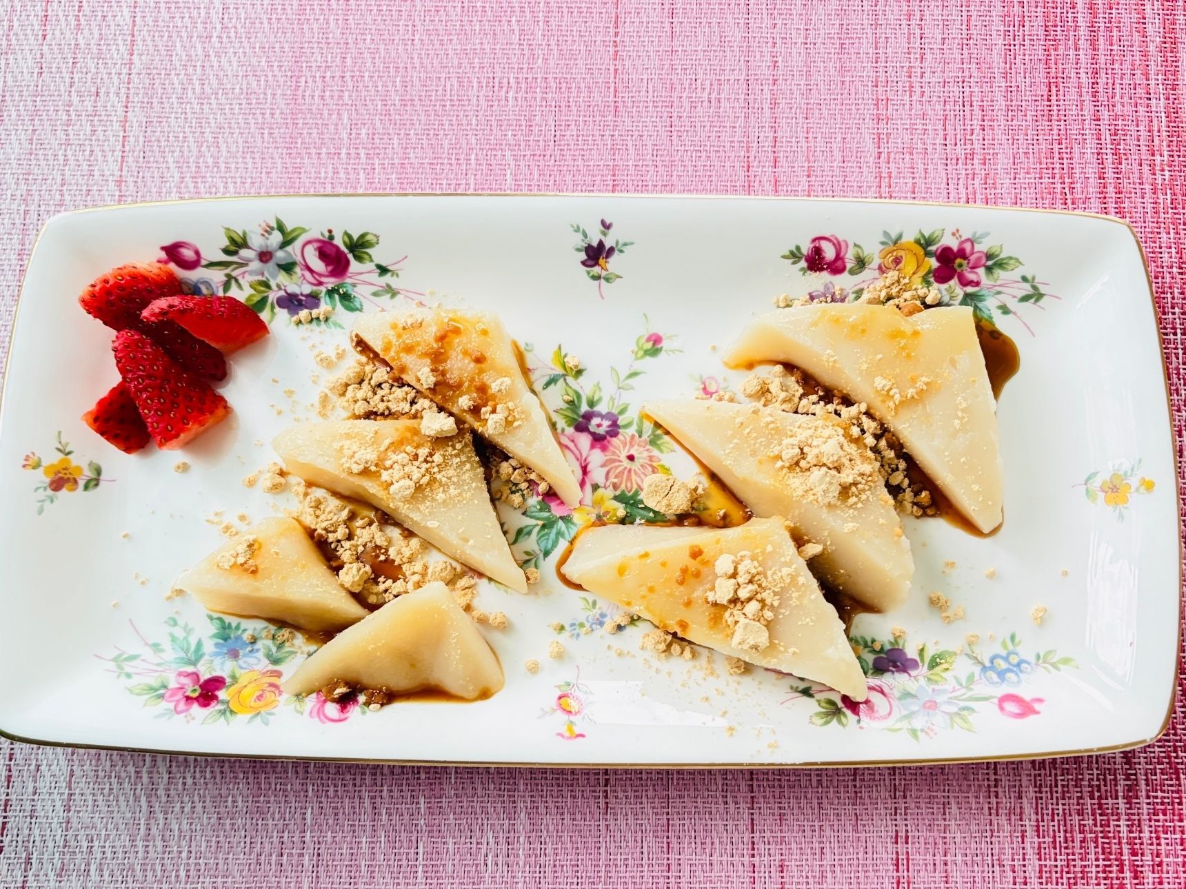 超簡単！失敗なし！「ぷるんぷるん〜くずもち」