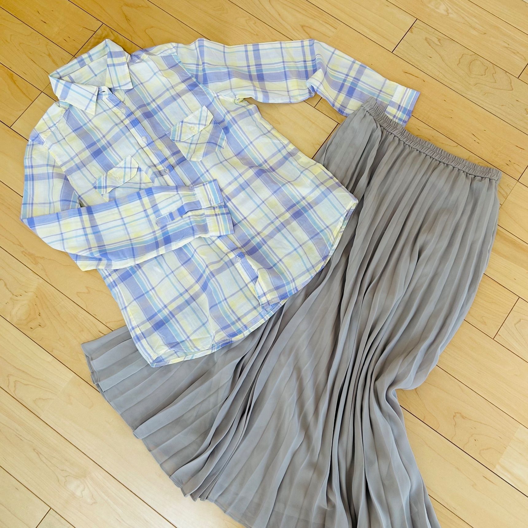 ①にコーディネートしたのは