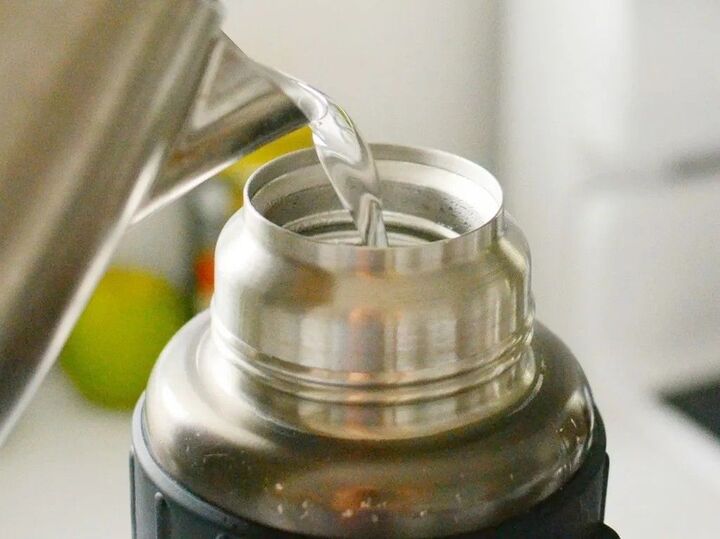 〈ステンレスボトル〉のNGな使い方3選!「入れちゃダメなの?」「使い方間違ってた…!」