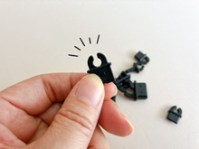 【ダイソー】レゴの手みたいな不思議な物体。→実は〈現代人の必需品〉でした！