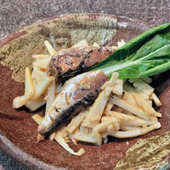 もちもちコク旨ピザ！隠し味は白味噌！イワシの缶詰とたけのこのピザ！