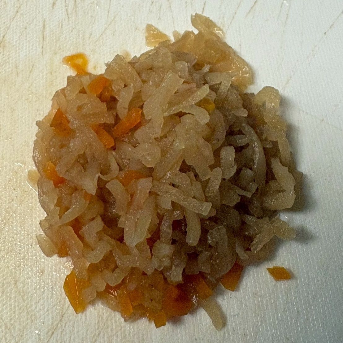 切り干し大根を細かく刻みます