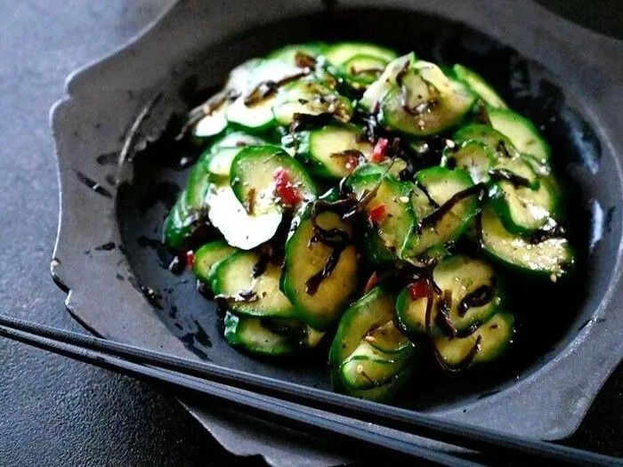 きゅうりは"茹でる"とおいしくなる！？驚きの裏ワザを発見！思わず箸が止まらなくなりますよ♪