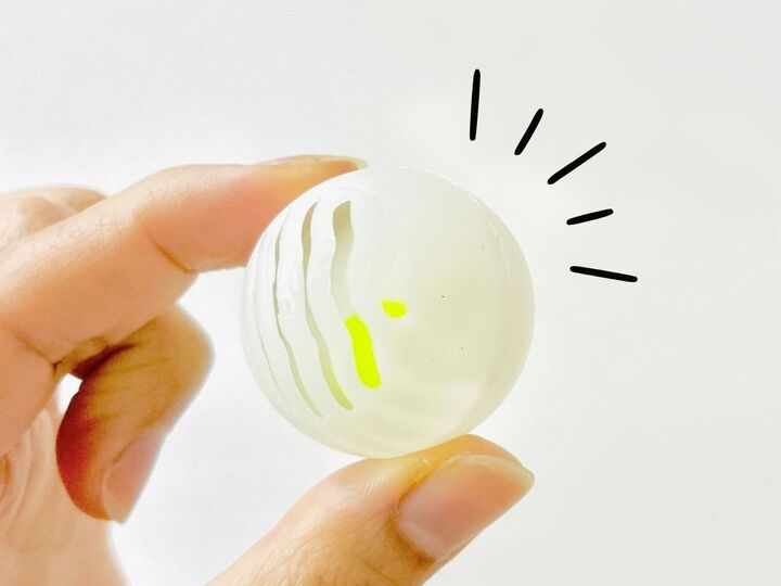 【セリア】オモチャみたいな“ミニボール”の正体は?気になるイヤ~な『アレ対策』をお手軽に♪