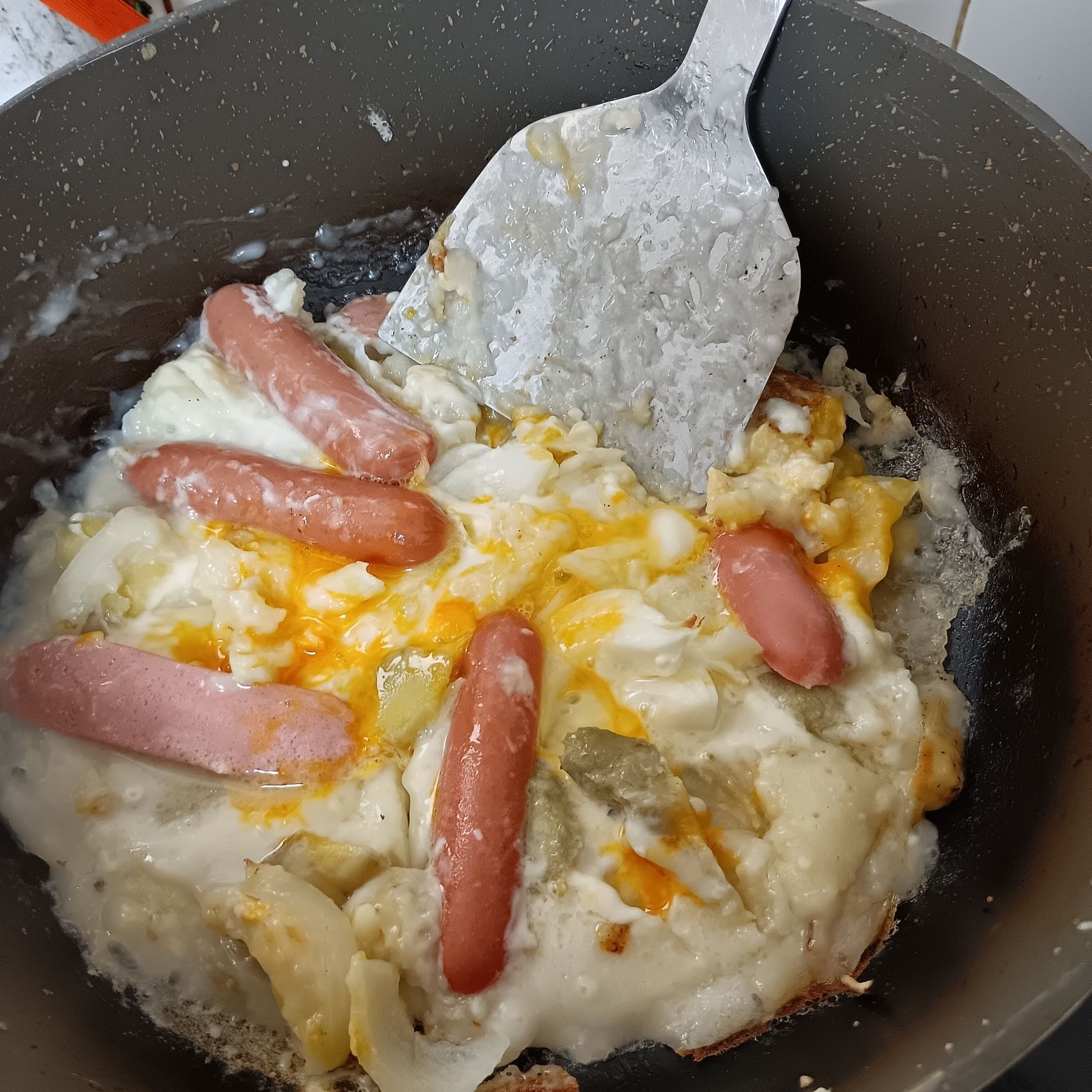 残り物で作った和洋風のお好み焼き