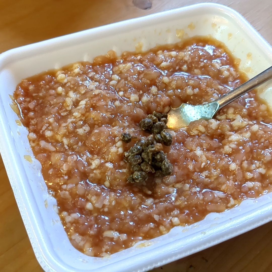 実山椒の佃煮も加えます