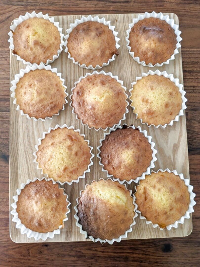 【簡単レシピ】混ぜて焼くだけ！マドレーヌ