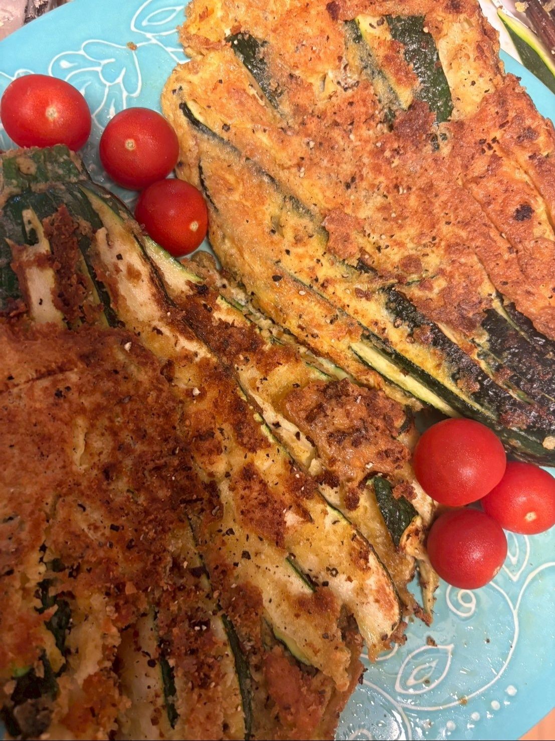 最後に残った卵がもったいないので、上からかけて焼いたら完全にピカタになりました。