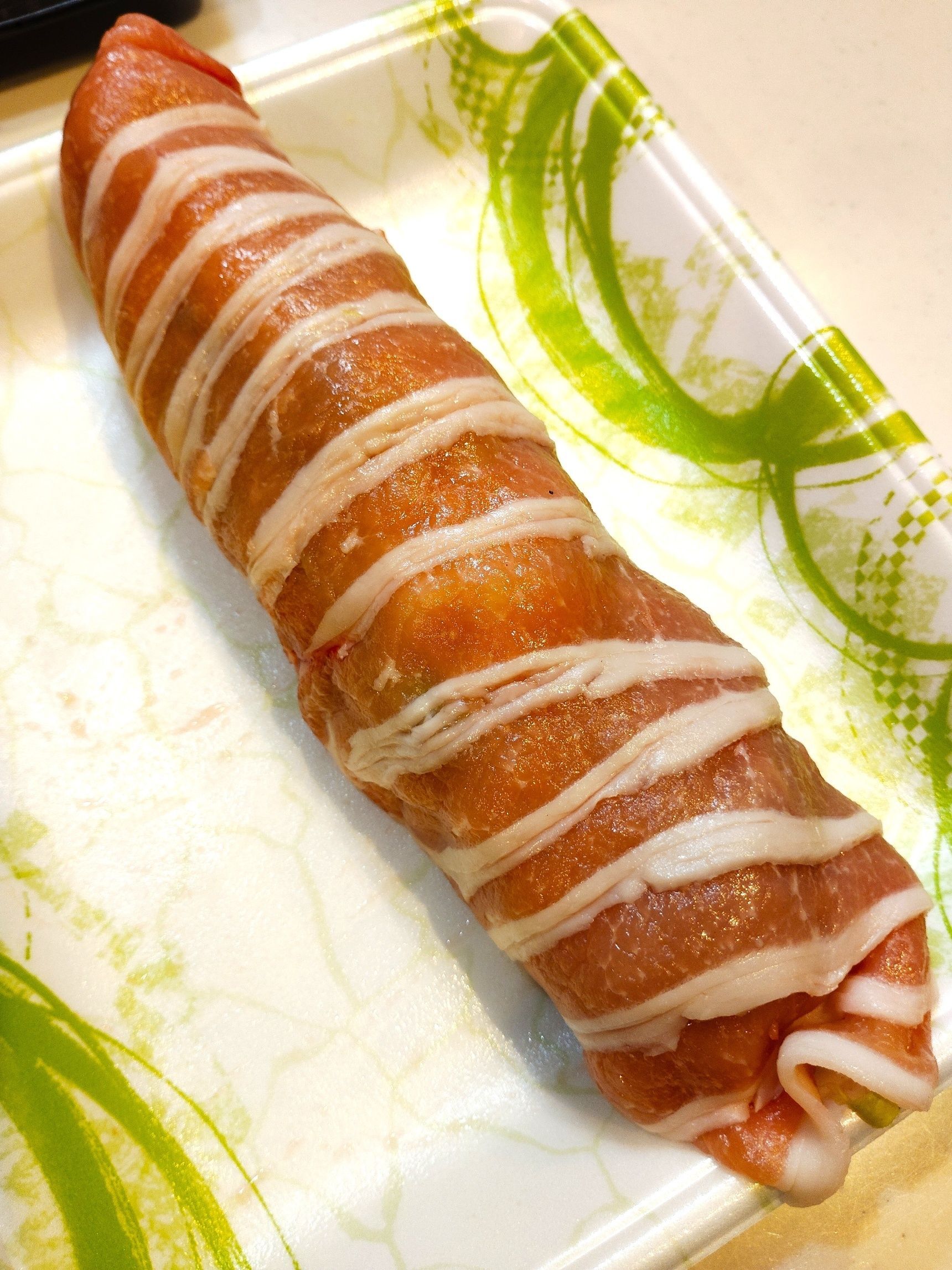 肉に野菜を巻く