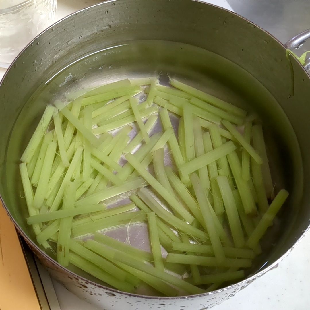 冷水にさらします