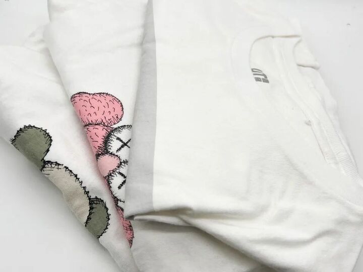 白Tシャツ、そのまま着るの待って!頑固な〈黄ばみ&汗ジミ〉をスッキリ落とす。お気に入りの一着を復活させる方法♪