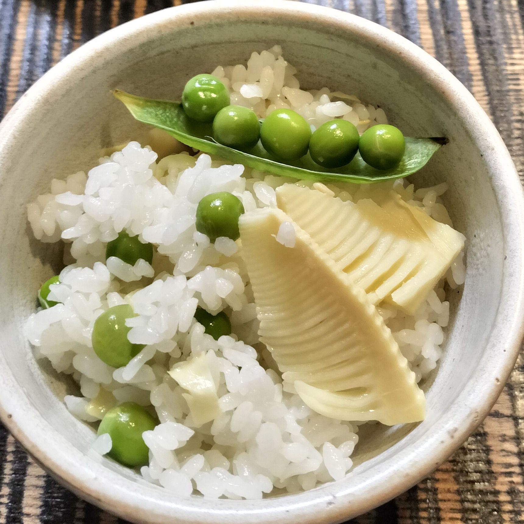 ■たけのことグリンピースご飯■　