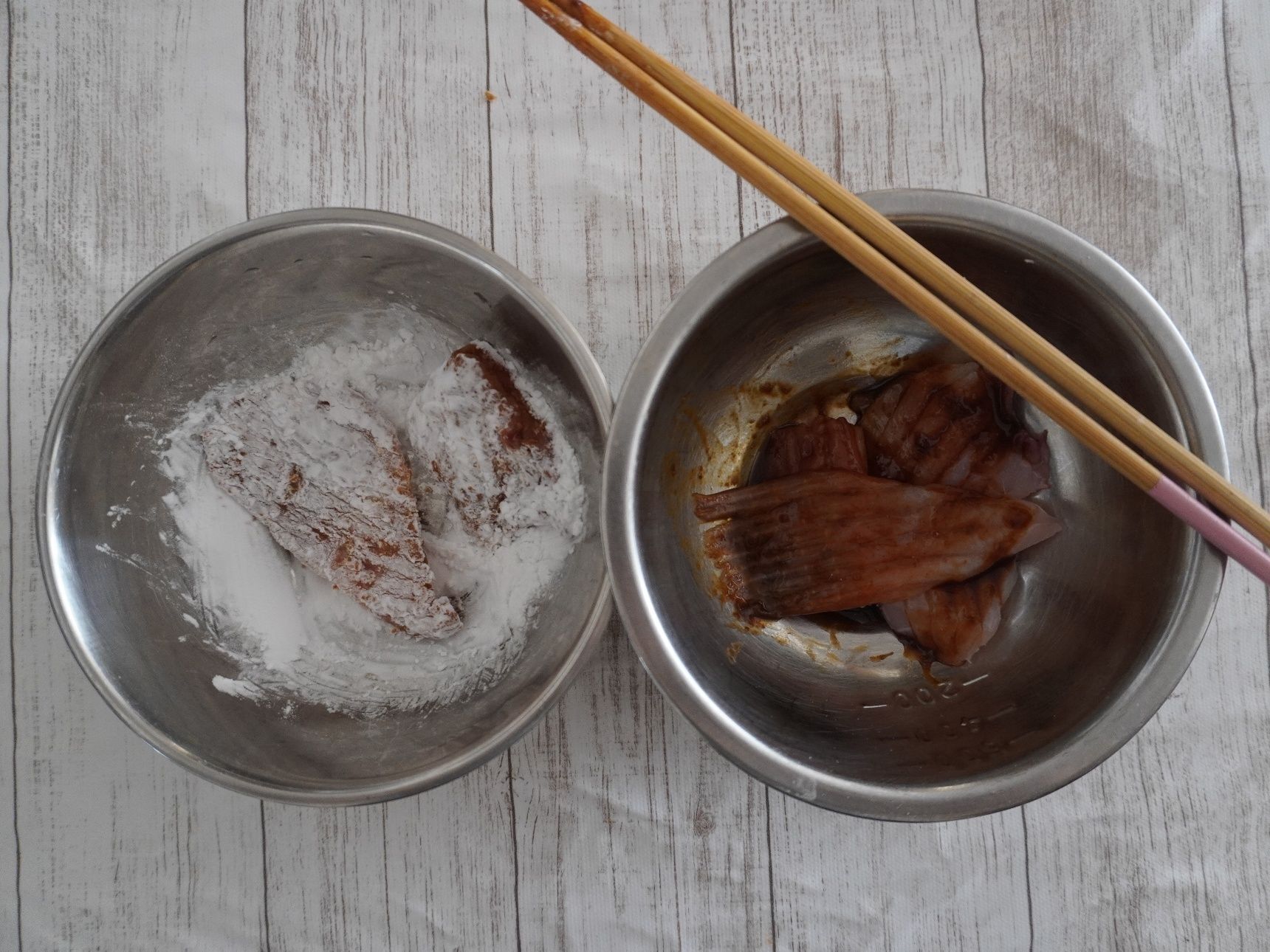 片栗粉の衣をつける