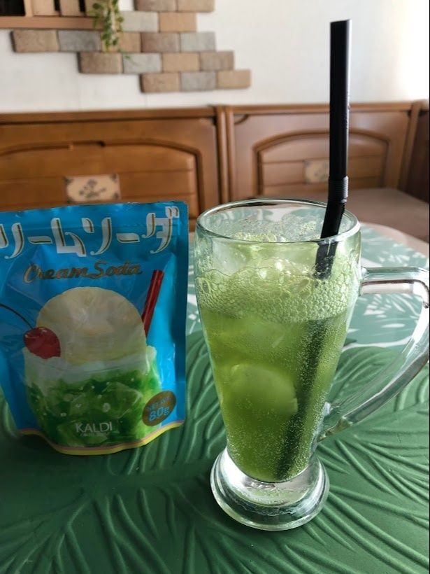 シュワシュワ喫茶店風クリームソーダ