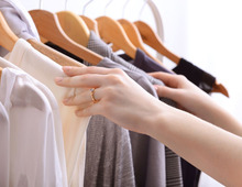 まだ着られるかも…は気のせいです！整理収納アドバイザーが「即捨てする服」3つ。衣替えの今こそチャンス！