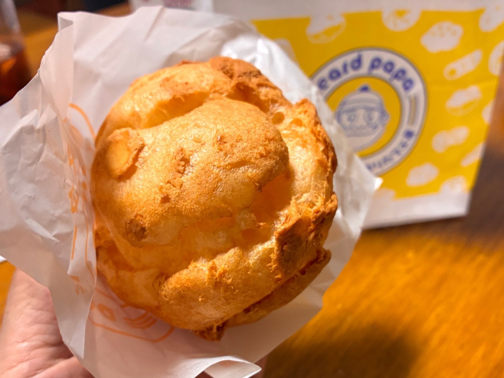 とても軽いシュークリーム
