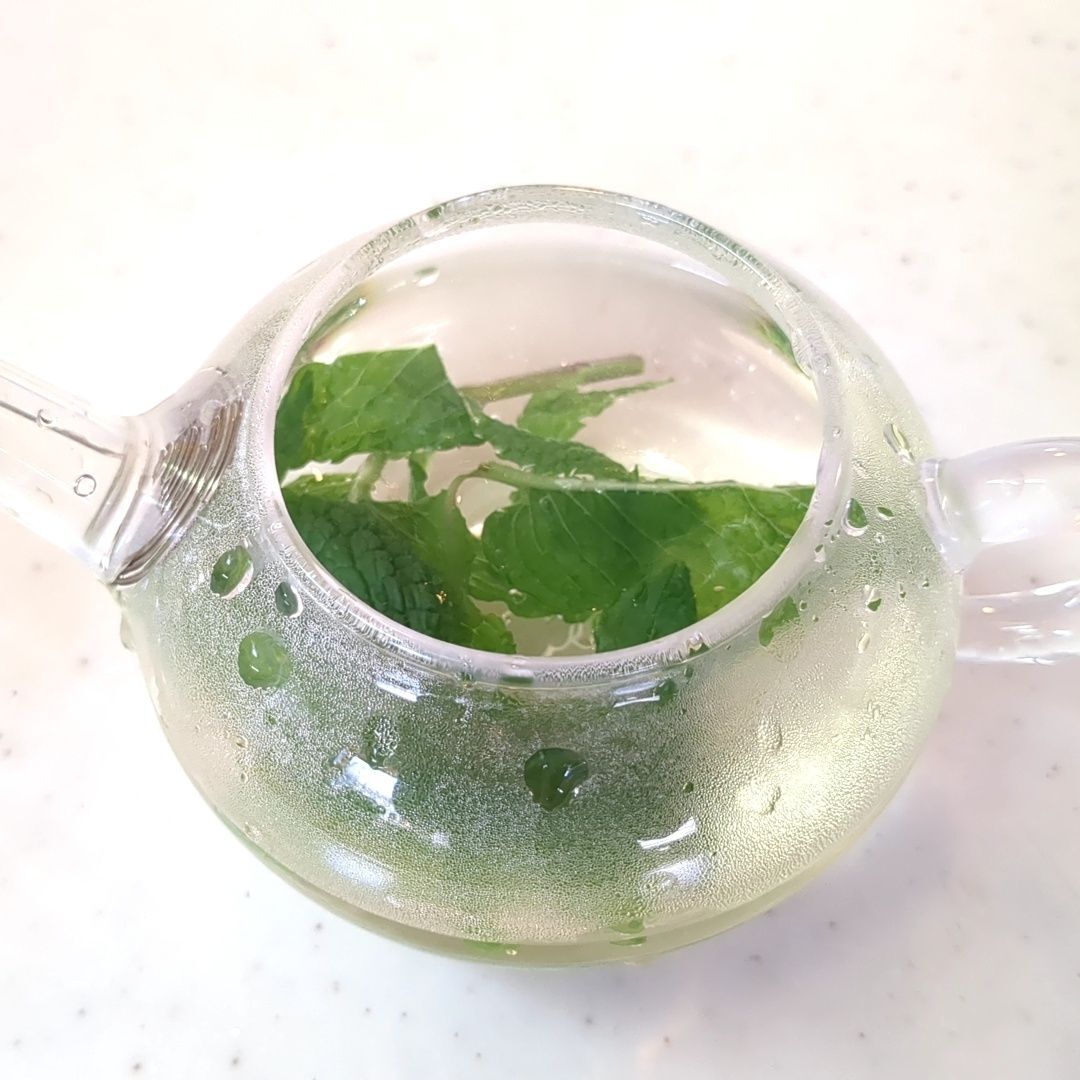 熱湯を注ぎます。