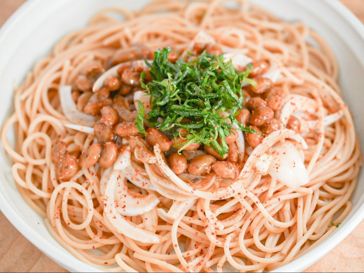 やみつき！新玉ねぎの納豆パスタのレシピ