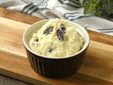 レンジで簡単！「さつま芋とレーズンのヨーグルトサラダ」