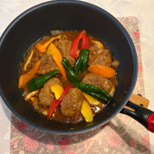 家庭の味「煮込みハンバーグ」